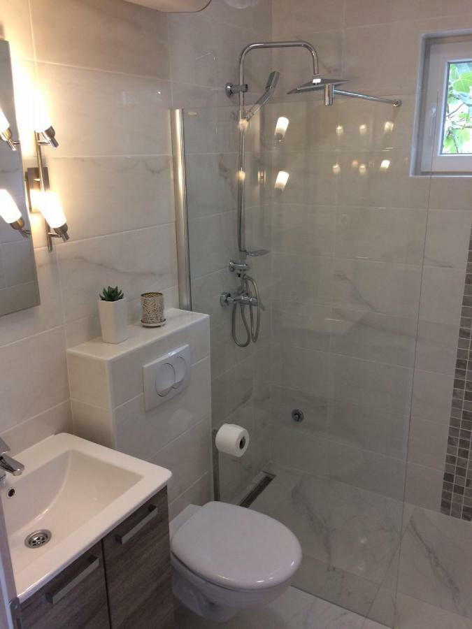 Bdm Apartment Drage Luaran gambar