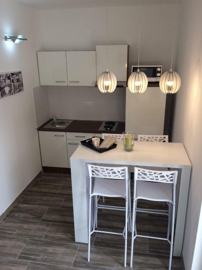 Bdm Apartment Drage Luaran gambar